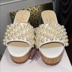 NWT Jessica Simpson White Pearl Sandals